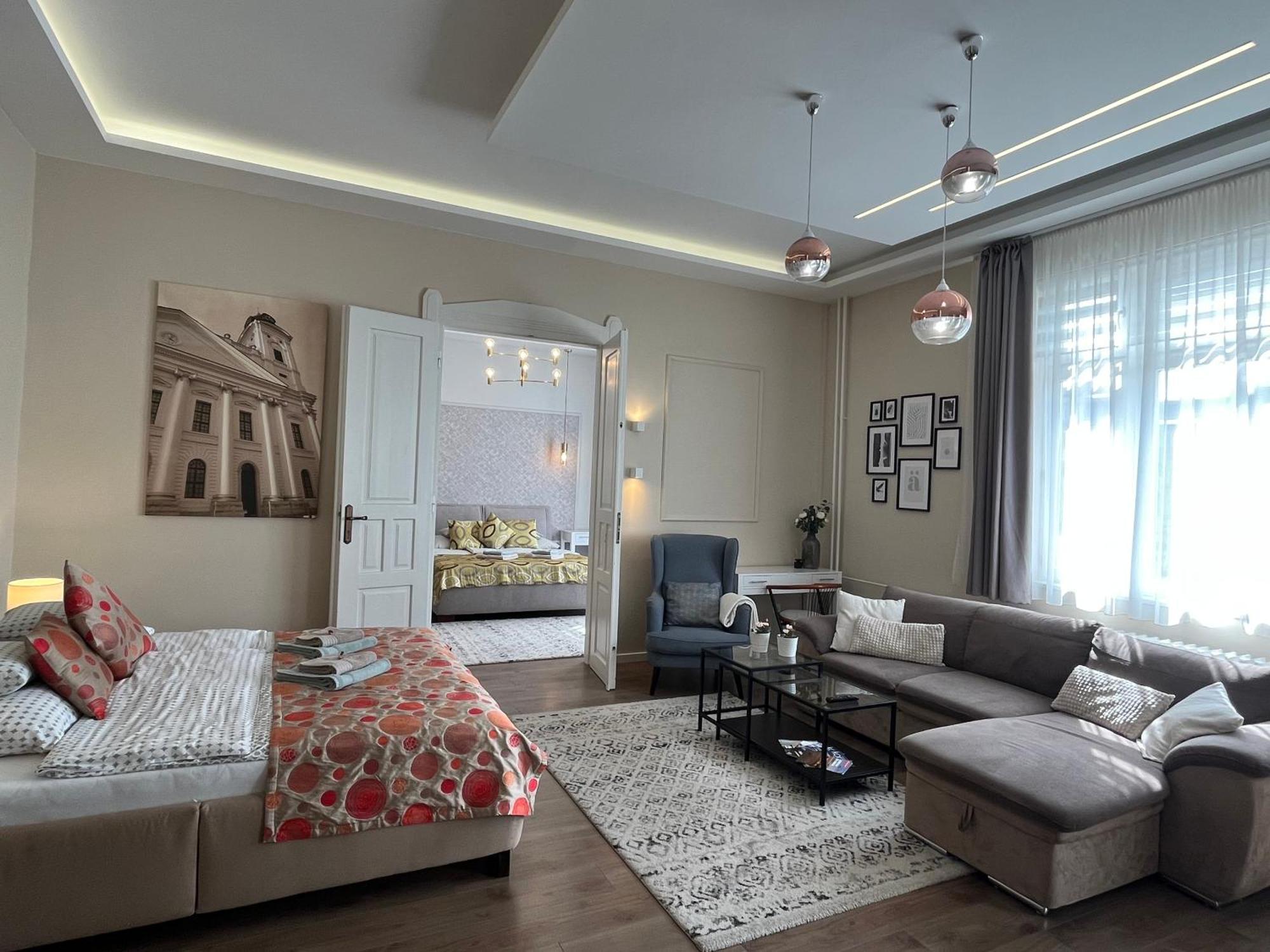 Visit Debrecen Apartman Apartment Bagian luar foto