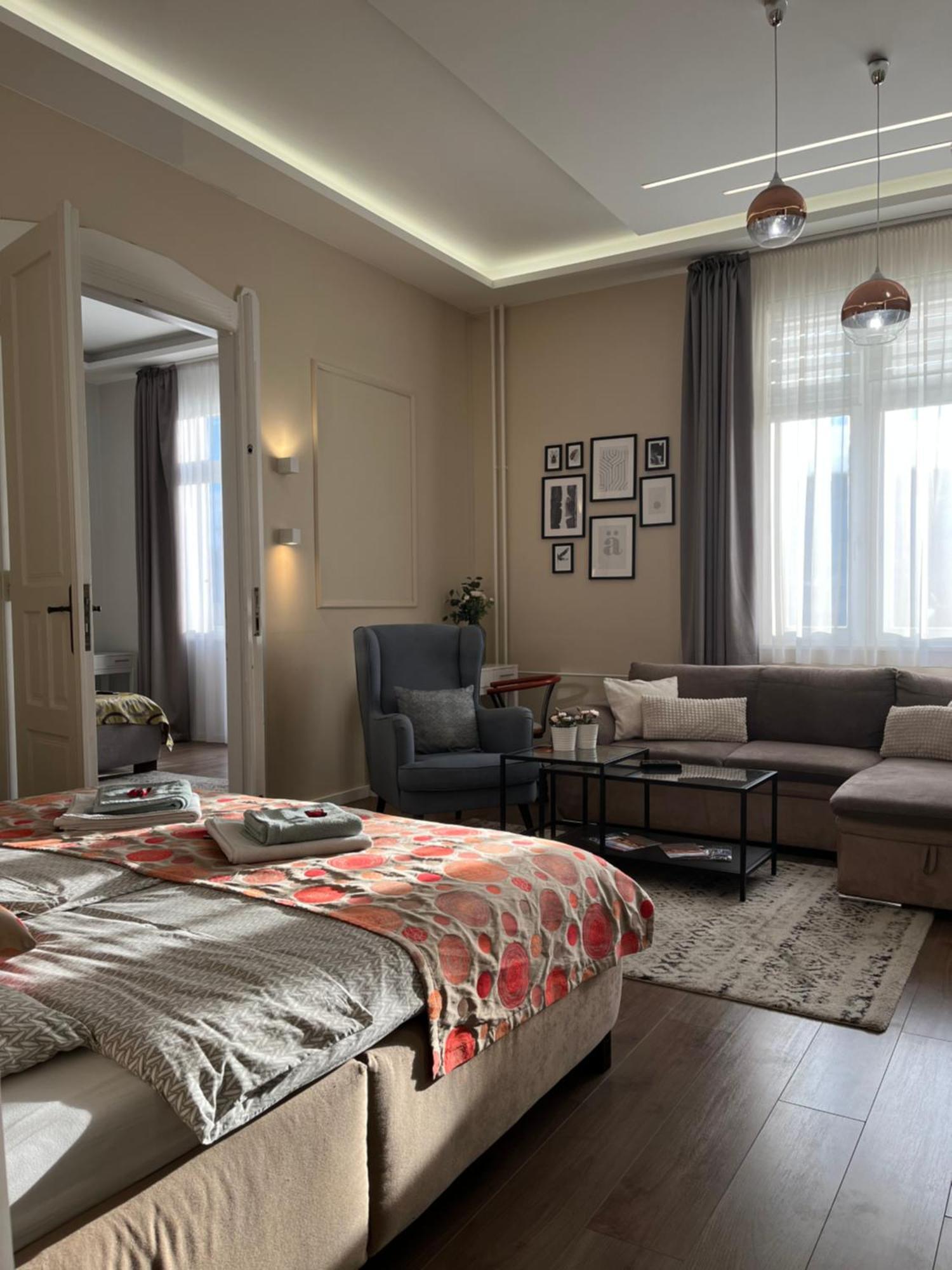 Visit Debrecen Apartman Apartment Bagian luar foto