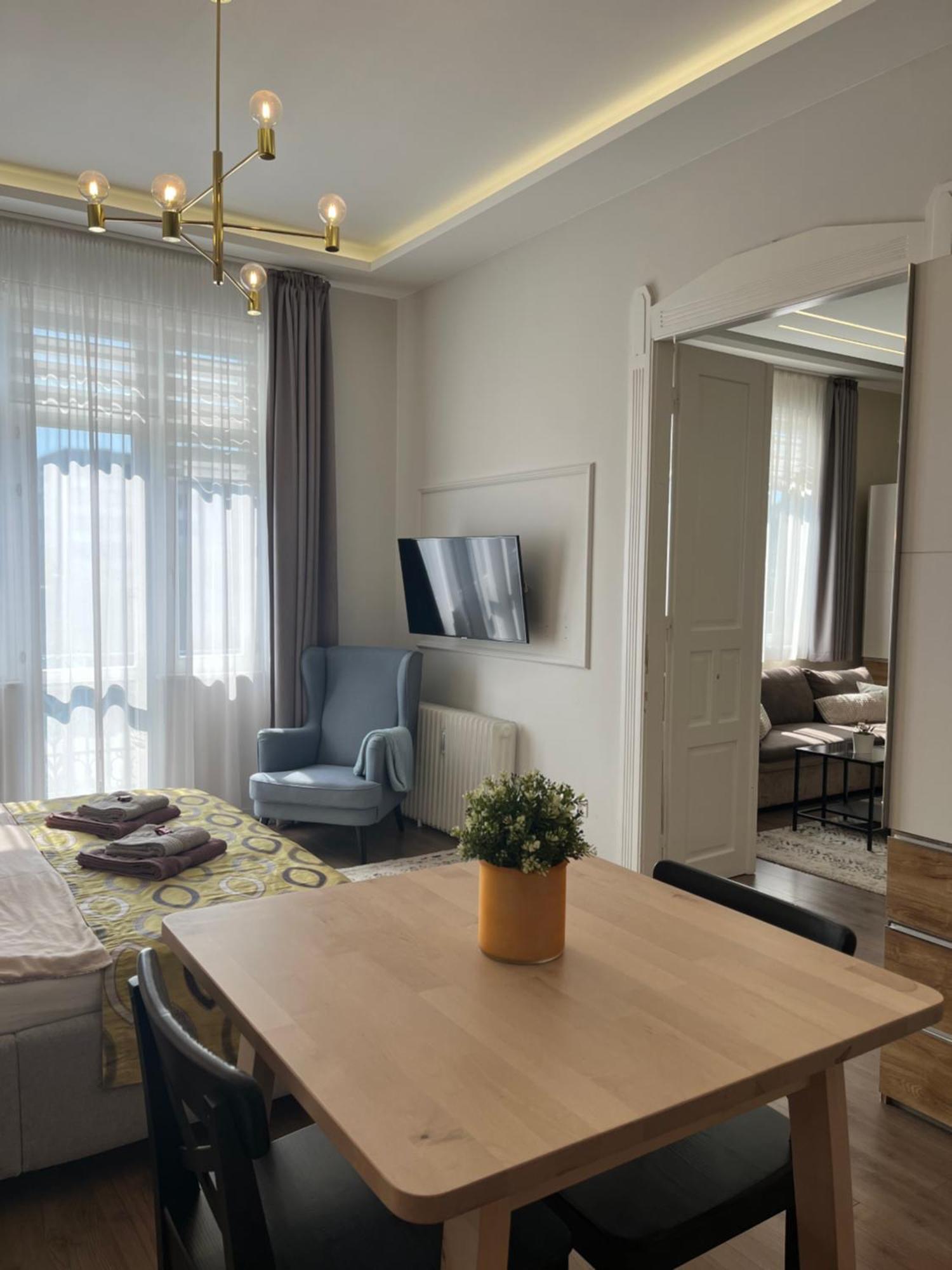 Visit Debrecen Apartman Apartment Bagian luar foto