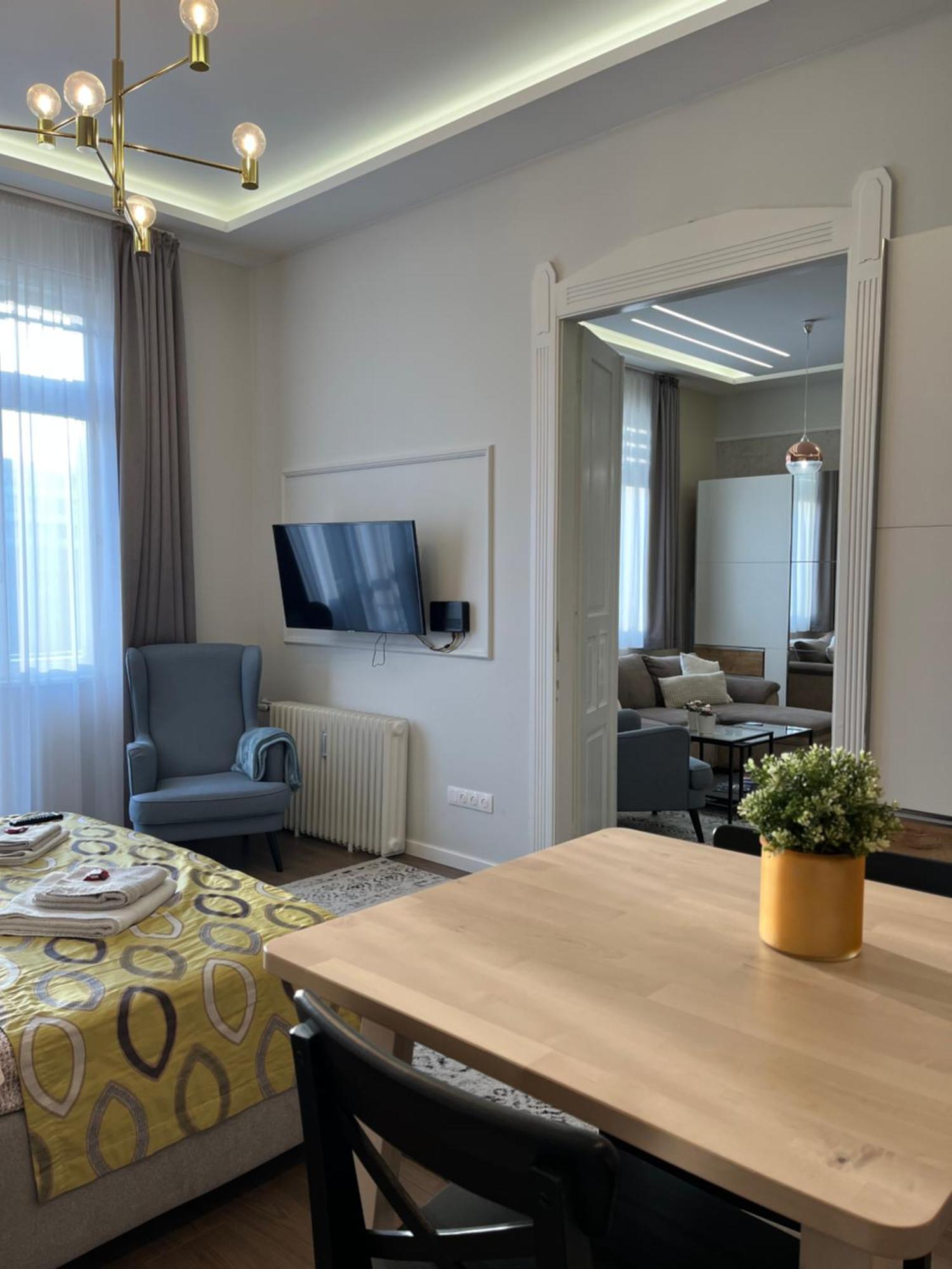 Visit Debrecen Apartman Apartment Bagian luar foto